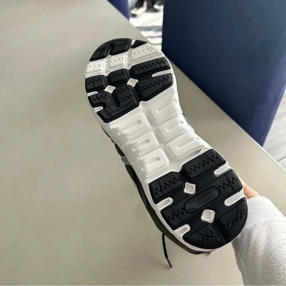 Camden K3328 3.8”elevator height sporty look black sneaker, size U.S. 10 - Picture 5 of 7